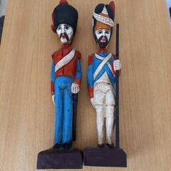 スペイン製 木彫りの人形2つセット