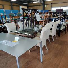 【愛品倶楽部柏店】Cassina IXC. ダイニングテーブル AIR FRAME