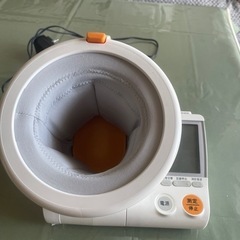 オムロン血圧測定器