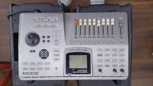 ZOOM HDDマルチトラック\r\nレコーダー　MTR MRS-802CD