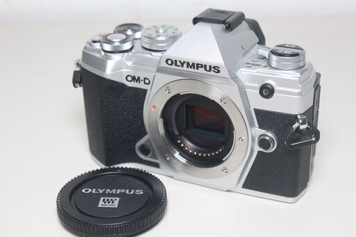 OLYMPUS/OM-D E-M5 Mark III/ボディ/ミラーレス一眼 ⑤