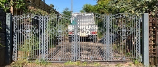 トーヨーエクステリア 門扉4枚 門柱2本 クラッシックフェンス