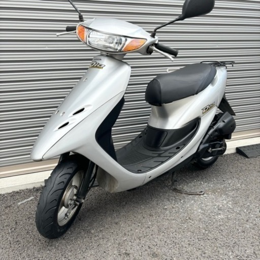 2666.高馬力2スト　ライブディオ（後期型）　バッテリー新品　千葉県柏市　即日配送、自走引き取りも可能