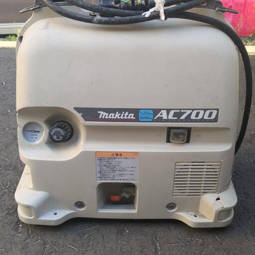 マキタ(Makita) エアコンプレッサ 一般圧 5L AC700\n\n