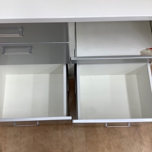 トレファク摂津店】ニトリ 3枚扉レンジボードが入荷致しました 