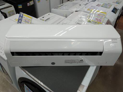 当店一押しCORONA コロナ 2.2kwエアコン Relala リララ Nシリーズ ホワイト CSH-N2222R-W おもに6畳用 100V 2023年製2516