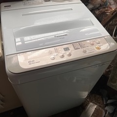 2016年製パナソニックNA-F60B9-N 全自動洗濯機 シャ...