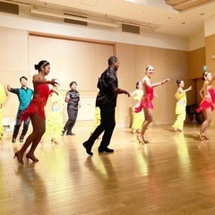 【ビギナーラテンダンスレッスン】サルサ&クンビア&バチャータをコロンビアの先生と明るく楽しい雰囲気で踊ってみるレッスンです - ダンス