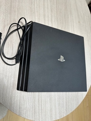 プレステ4プロ　7200型