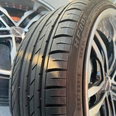 車のパーツ タイヤ、ホイール2本セット１９インチ🛞9jオフセット32です
