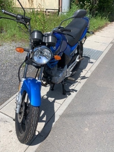 YAMAHA YBR125キャブ車タイヤ前後、バッテリー新品‼️