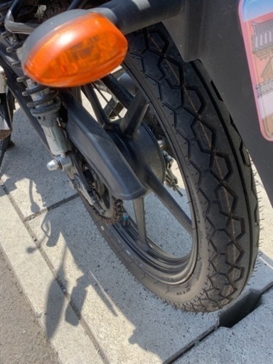 YAMAHA YBR125キャブ車タイヤ前後、バッテリー新品‼️ YAMAHA YBR125キャブ車タイヤ前後、バッテリー新品‼️