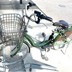 ブリヂストン電動アシスト自転車　綺麗な緑色