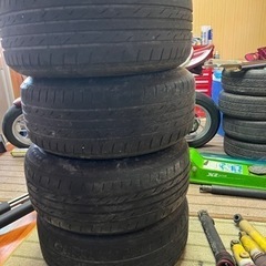 値下げ致しました　ハイエース200系　ホイール　タイヤ　オバフェンセット