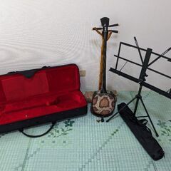 三振とケースと楽譜置き