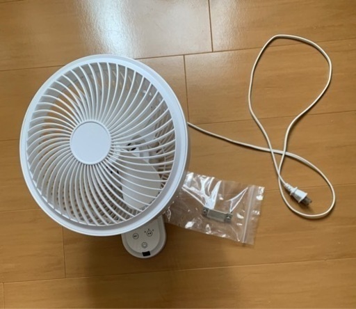 壁掛け 床置き可能な サーキュレーター 扇風機