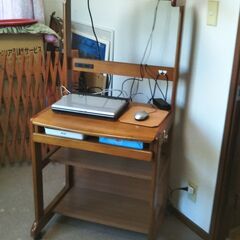 木製パソコン机