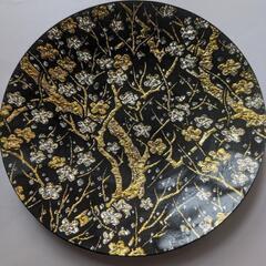 梅の柄の大皿　プレート