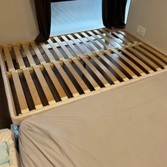 無料　ベッドフレーム　IKEA