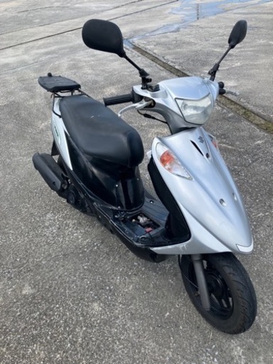 スズキ v125\n