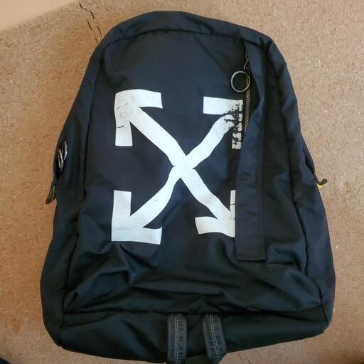 Off-White　リュック