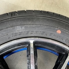 車のパーツ タイヤ、ホイール４本セット15インチ