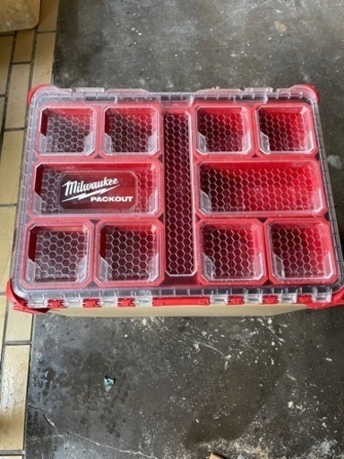 ミルウォーキー　パックアウト