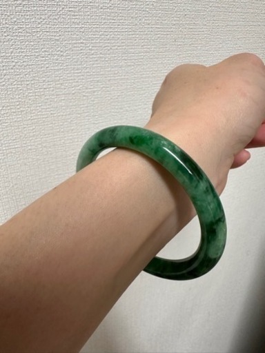 本翡翠バングル　ミャンマー産天然