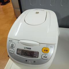 激安☆2019年製 タイガー 炊飯器 5.5合炊き☆