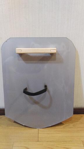 アクリルの盾