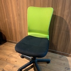 キューチェア オフィスチェア QUE-1 ライトグリーン 椅子 家具