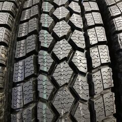 札幌発 引取OK 走行短め TOYO Hyparadial M917 7.00R16LT 10PR 20年製 16