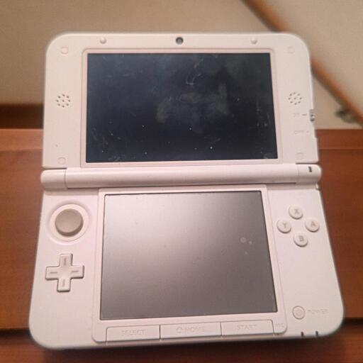 3DS LL 本体 ６０００円