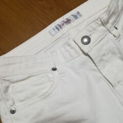 UNIQLO/ ホワイトデニム / クロップド丈/夏物衣料/USED