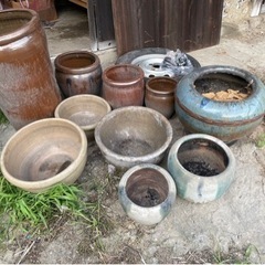 壺、火鉢大量　　睡蓮、金魚、メダカ飼育に