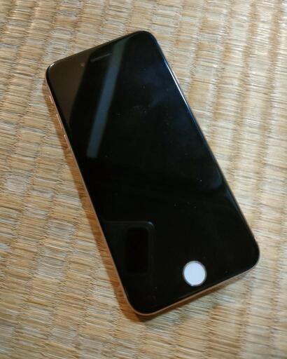 iPhone 8 シルバー 64 GB SIMフリー\u0026頑丈なスマホケース