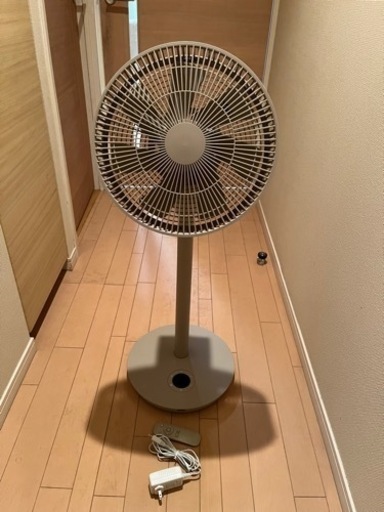 【新品同様】 扇風機 DCモーター 7枚羽根
