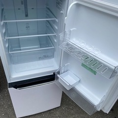 NO 83❗️ 福岡市内配送無料　2020年式 ハイセンス 冷蔵庫 幅48cm 150L パールホワイト HR-D15C 2ドア 右開き 自動霜取り コンパクト