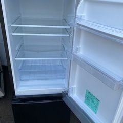 NO65❗️ 福岡市内配送無料　2022年式 ハイセンス 冷蔵庫 幅49cm 175L ブラック HR-D1701B 2ドア 右開き 大容量冷蔵室122L スリム