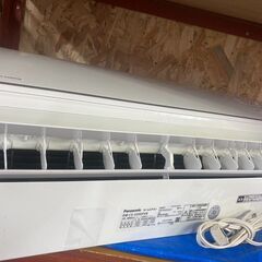 ☆中古￥25,800！Panasonic　6畳用2.2kwルームエアコン　家電　CS-220DFE8型　2020年製　【BE072】