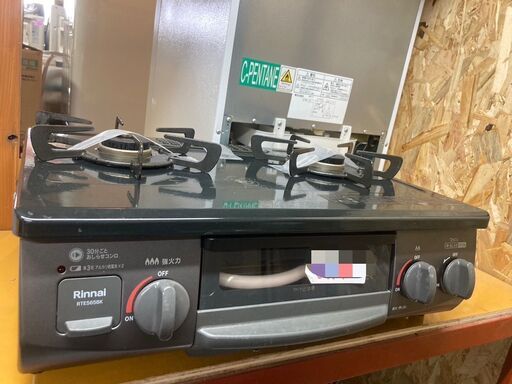 ☆中古￥9,000！Rinnai　2口ガスコンロ　家電　2022年製　RTE565BKL型　都市ガス用　【BE076】