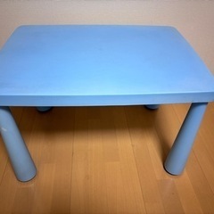 IKEA キッズ　テーブル　青