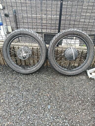 スーパーカブ　ホイール　タイヤ、ハブ、スプロケ付　前後セット スーパーカブ ホイール タイヤ、ハブ、スプロケ付 前後セット