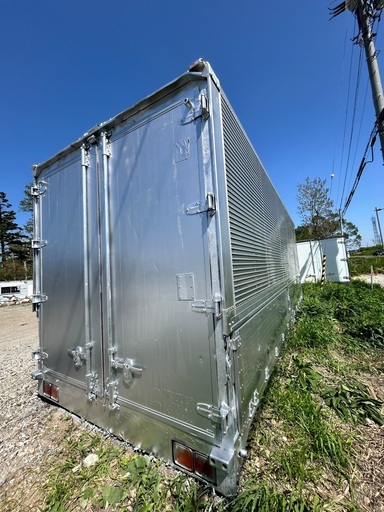 R7.【格安】4トン箱ウイング 幅248ｃｍ長さ651ｃｍ高さ253ｃｍ コンテナ 物置 倉庫 アルミ箱 格安運送　江別市発