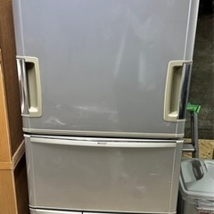 冷蔵庫　４６５Ｌ　シャープ　2001年製
