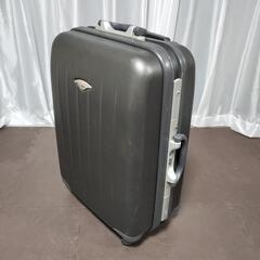 キャリーケース　スーツケース　3〜5泊用