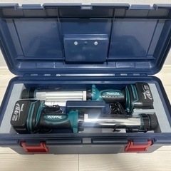【新品】　makita マキタ　照明器具　バッテリー付