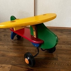 子供用乗り物玩具　木製　飛行機　室内用