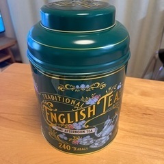 コストコ　紅茶（中身アリ）　空き缶