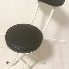 クッション付き折りたたみチェア パイプ椅子 ブラック